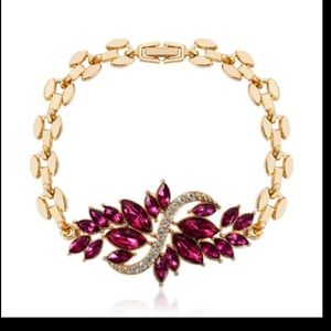 ❤️gorgeous Austrian fuchsia simulated diamond gold